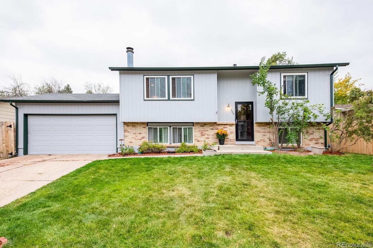 7338 Fremont Dr, Littleton, CO 80128-4743