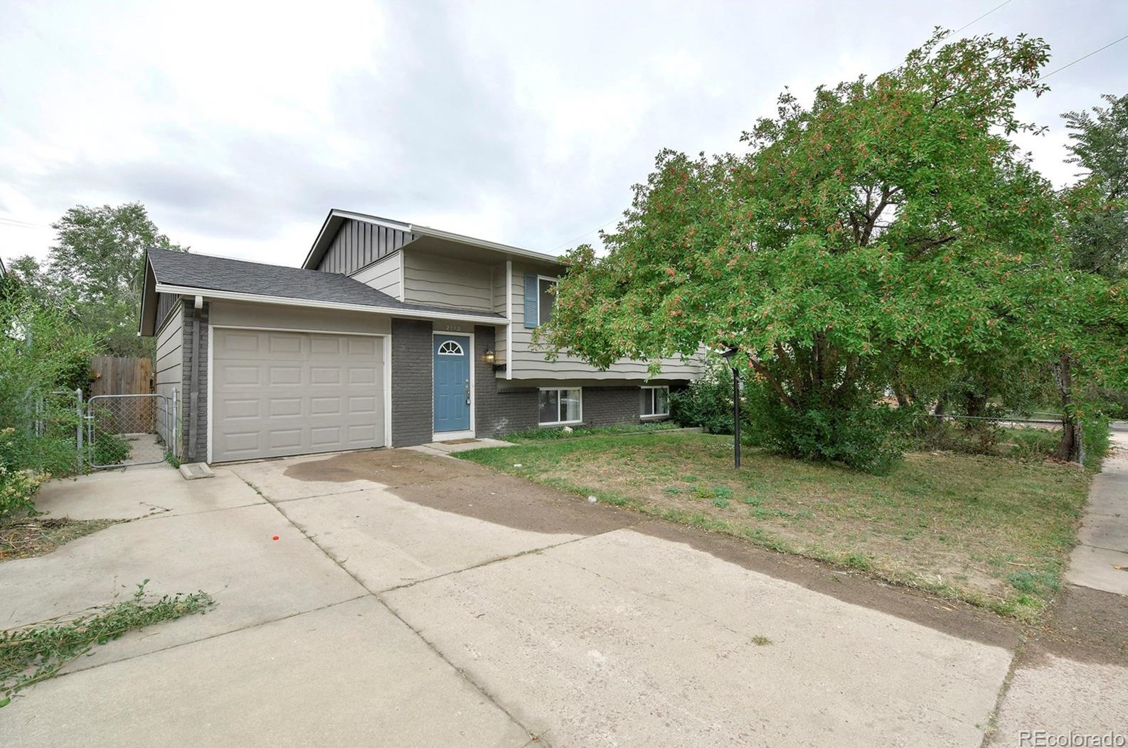 2113 Saranac Dr, Colorado Springs, CO 80910-3349