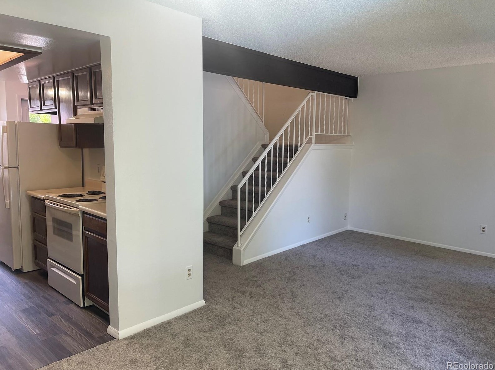 8685 Carr Loop, Arvada CO  80005-1572 exterior