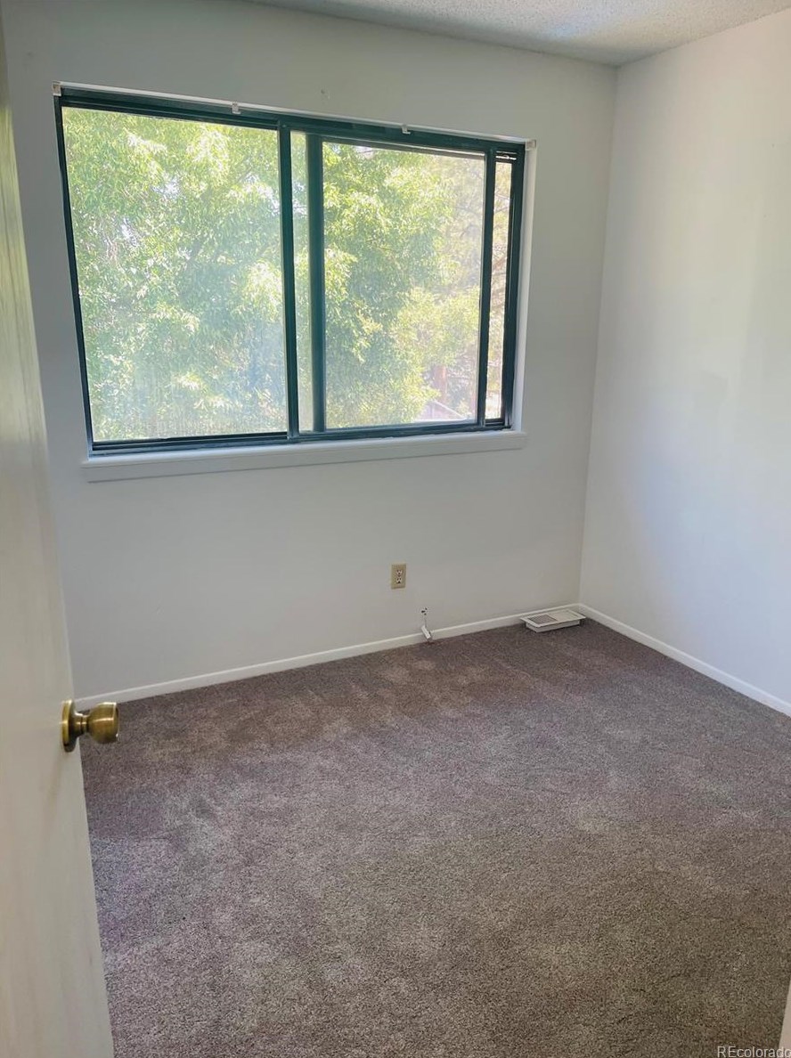 8685 Carr Loop, Arvada CO  80005-1572 exterior
