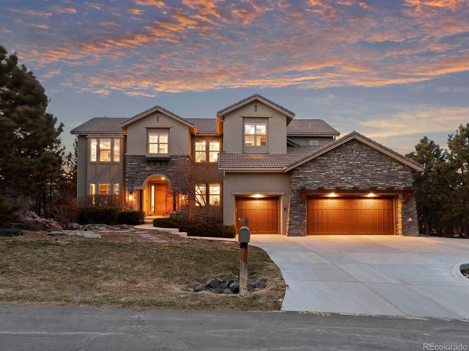 6319 Holy Cross Ln, Castle Rock, CO 80108-9474