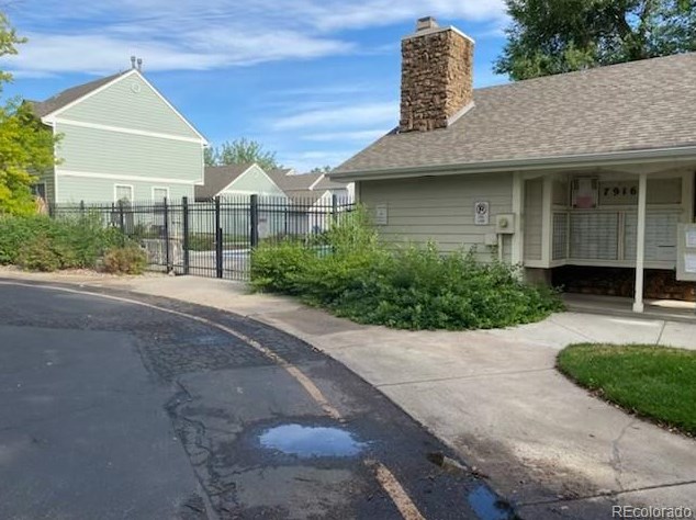 7914 Depew St, Littleton CO  80128-8421 exterior