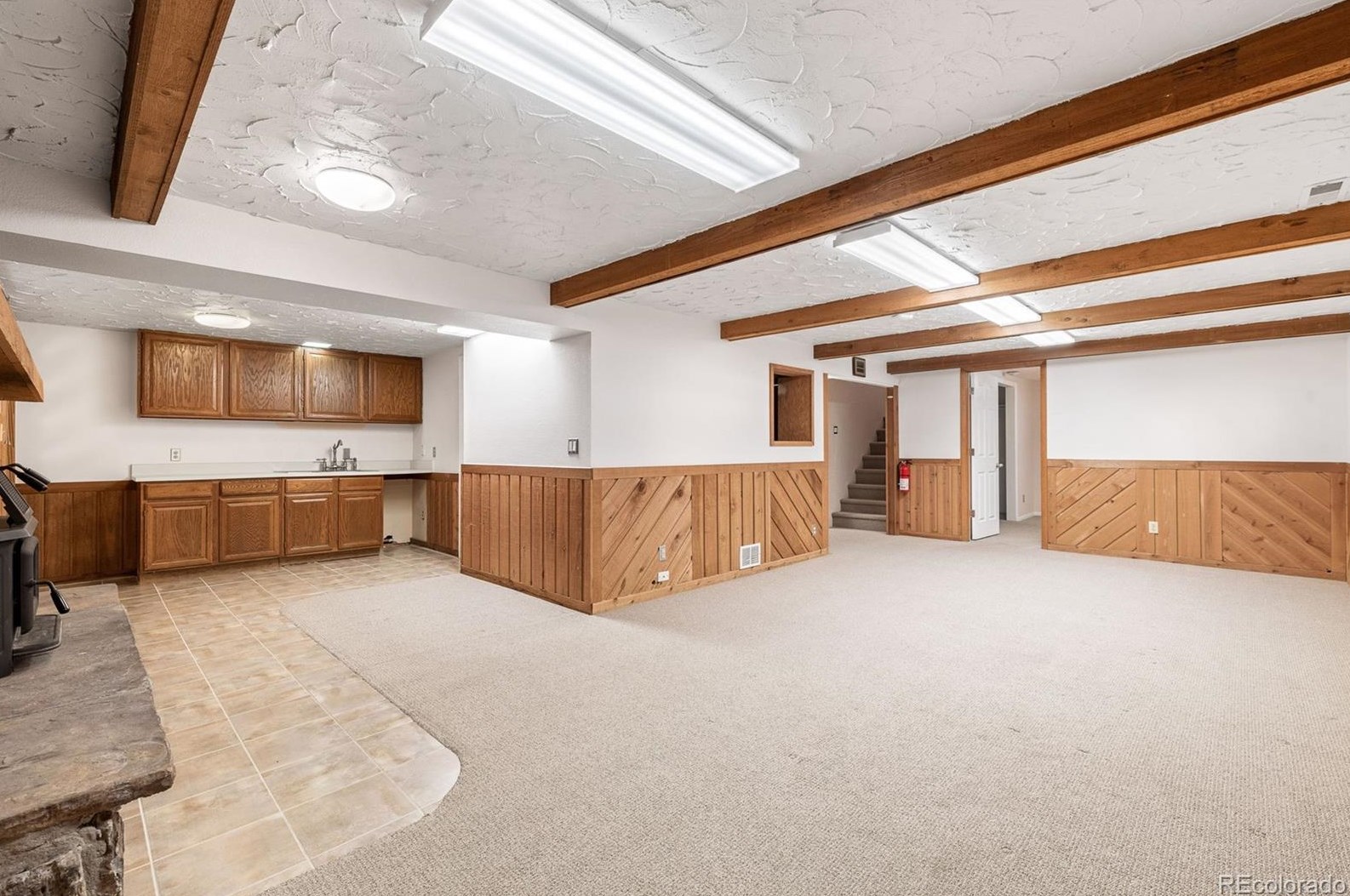 6049 Vivian St, Arvada CO  80004-4130 exterior