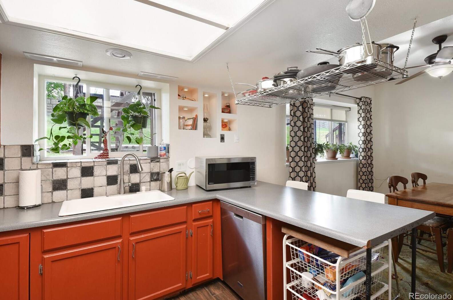 2831 Davies Dr, Littleton CO 80120-2933 exterior