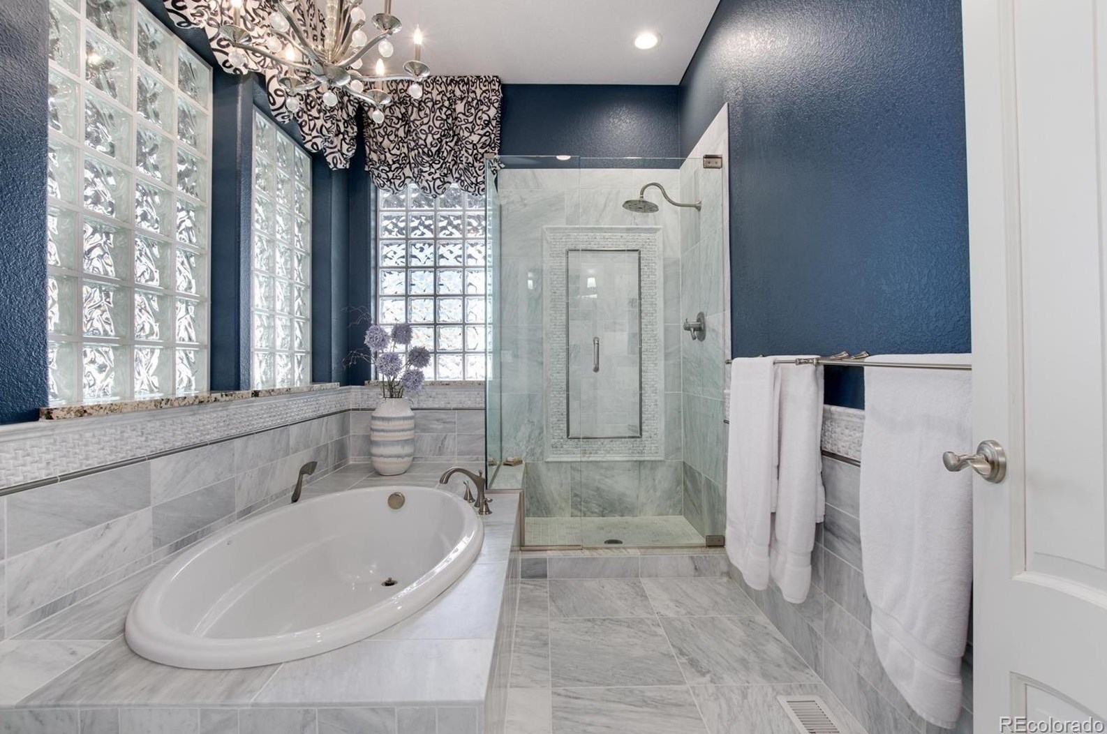 7230 Polo Rdg Dr, Littleton CO 80128-2538 exterior