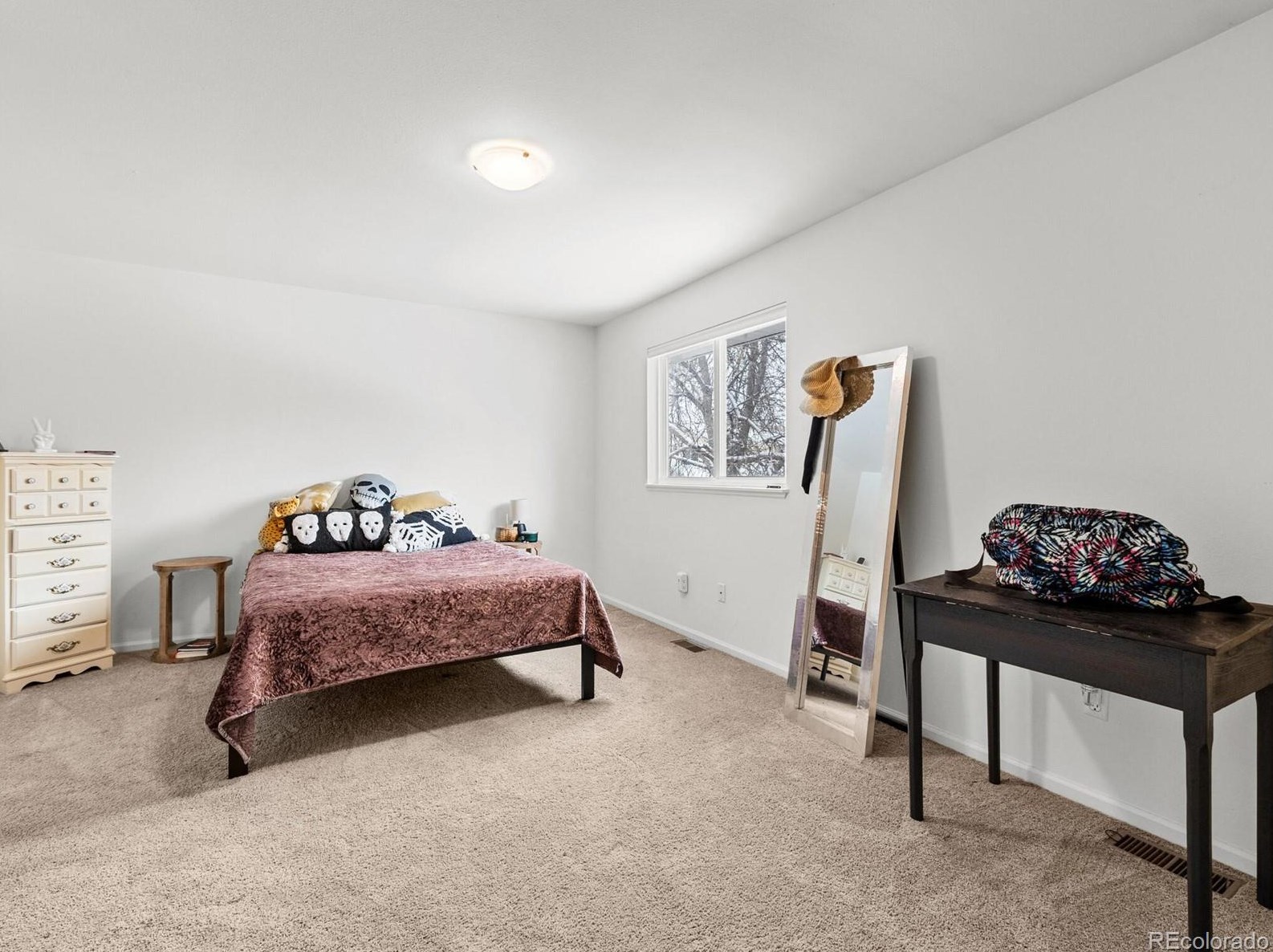 2162 Meadow Ct, Longmont CO  80501-1523 exterior