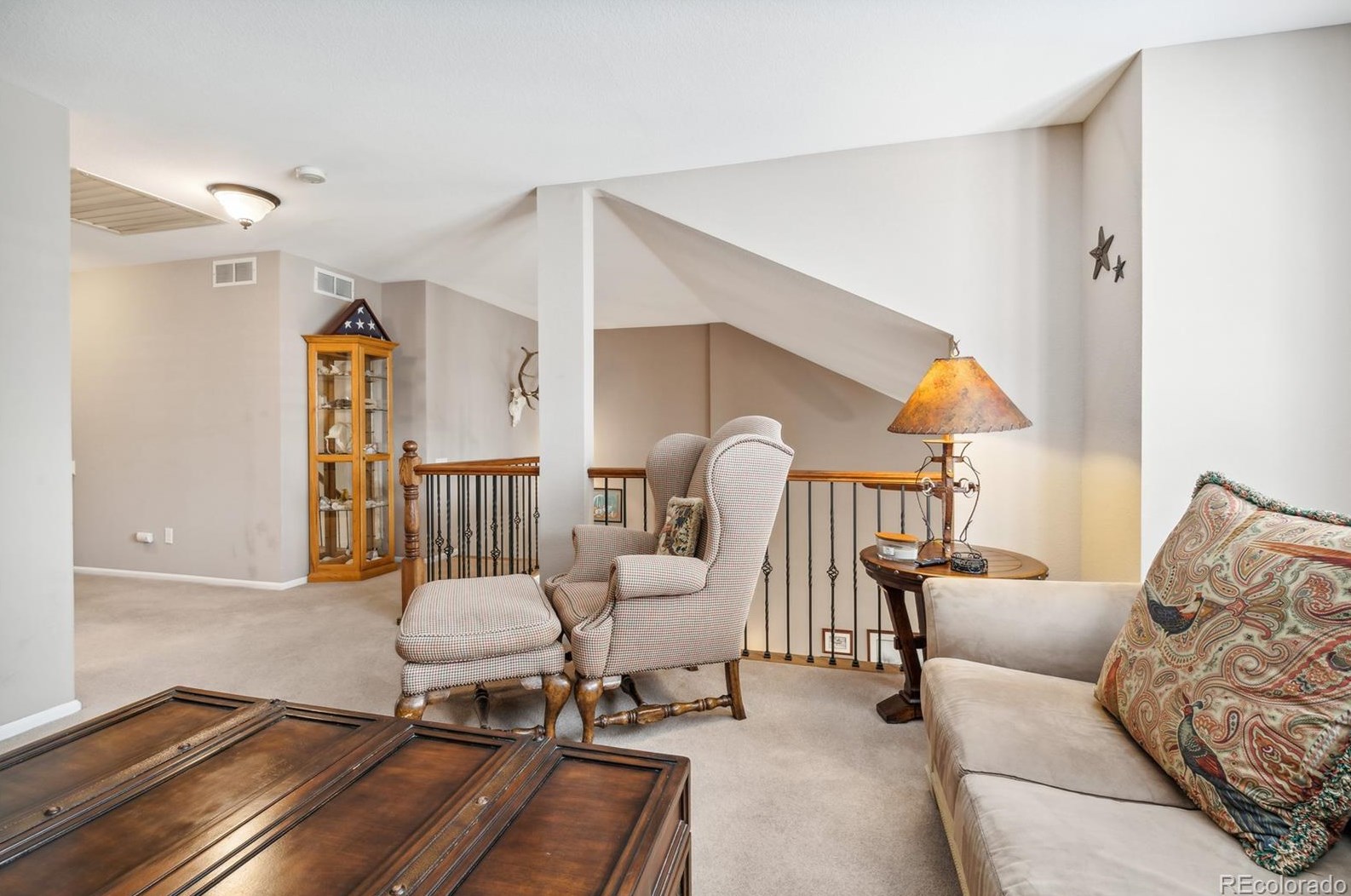 6027 Trailhead Rd, Littleton CO 80130-5327 exterior