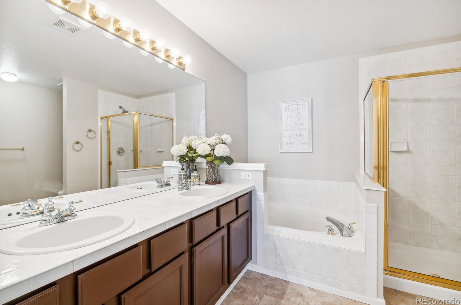 6027 Trailhead Rd, Littleton CO 80130-5327 exterior