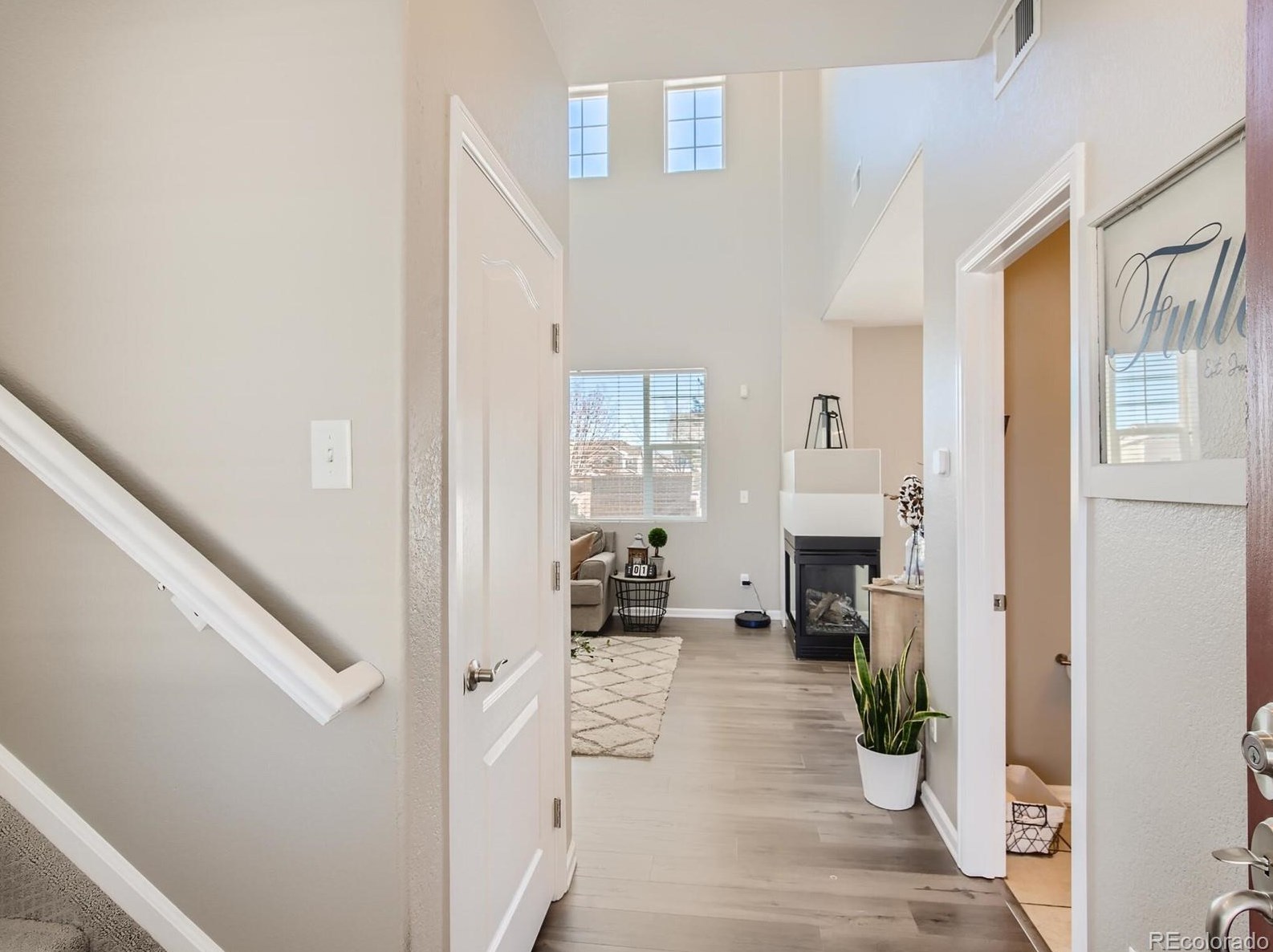 192 Peabody St, Castle Rock CO  80104-8812 exterior