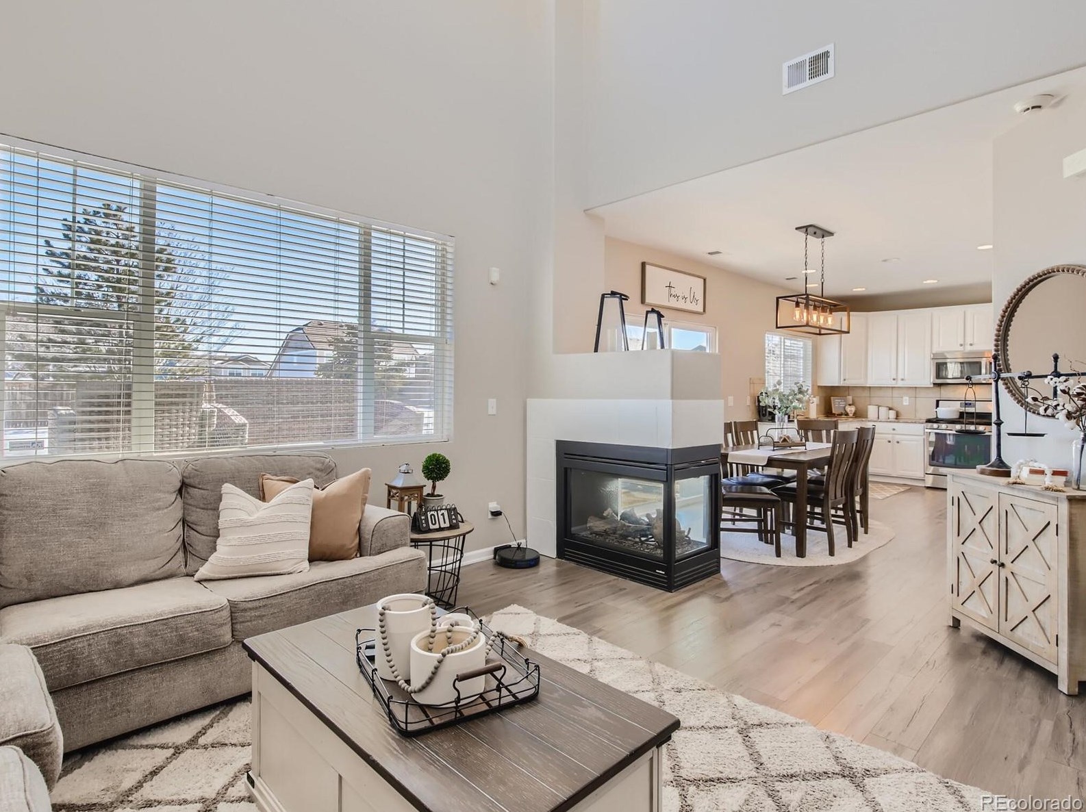 192 Peabody St, Castle Rock CO  80104-8812 exterior