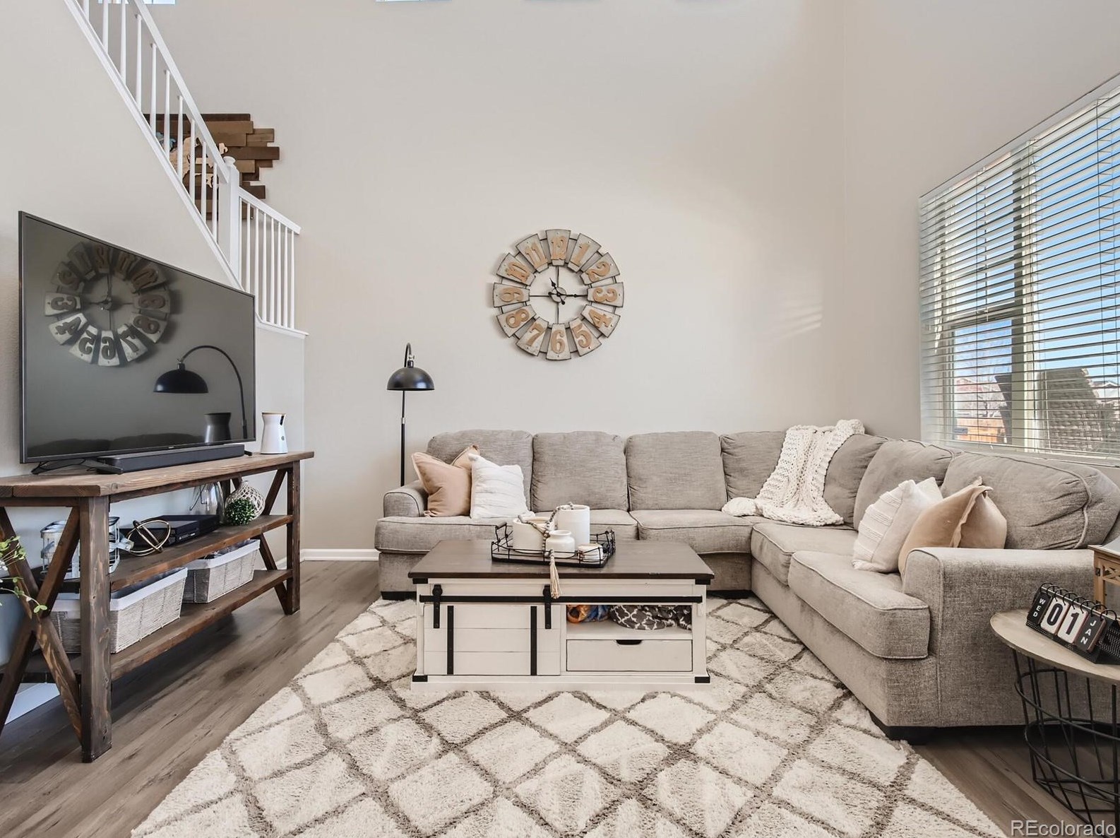 192 Peabody St, Castle Rock CO  80104-8812 exterior