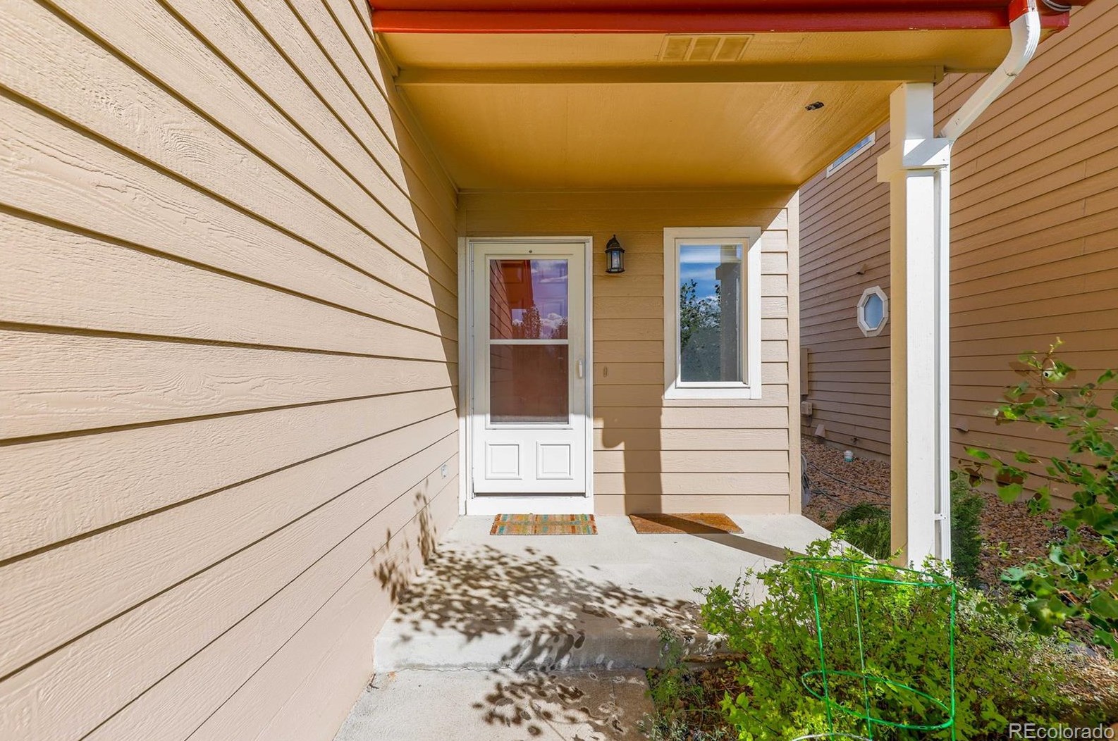 105 Huntley Creek Ct, Erie, CO 80516-8400