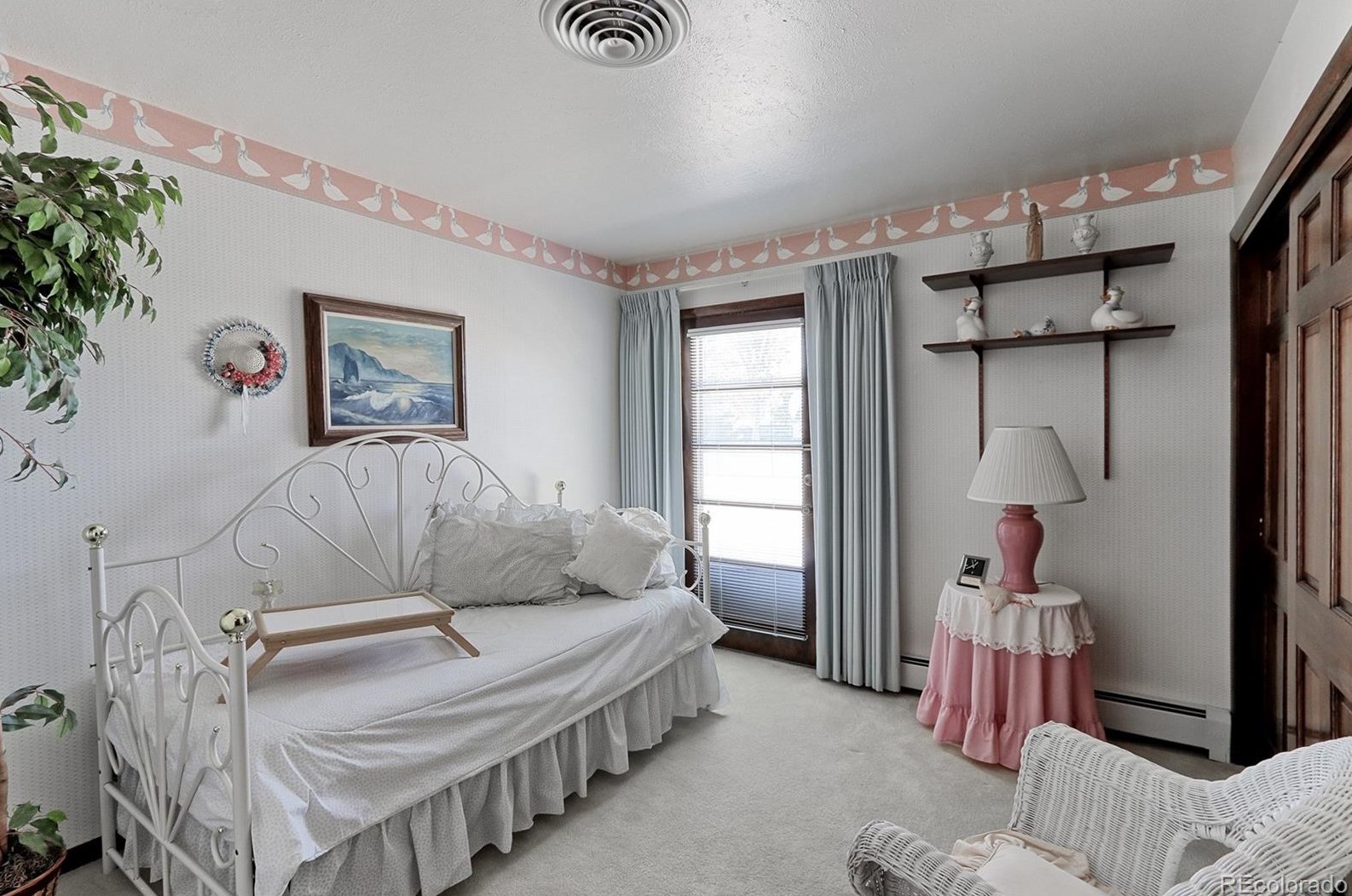 6927 Dudley Dr, Arvada CO  80004-1741 exterior