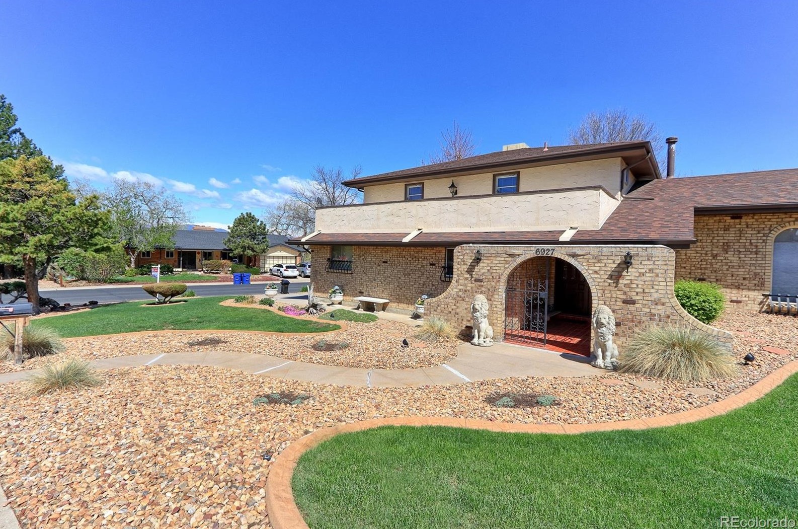 6927 Dudley Dr, Arvada CO  80004-1741 exterior