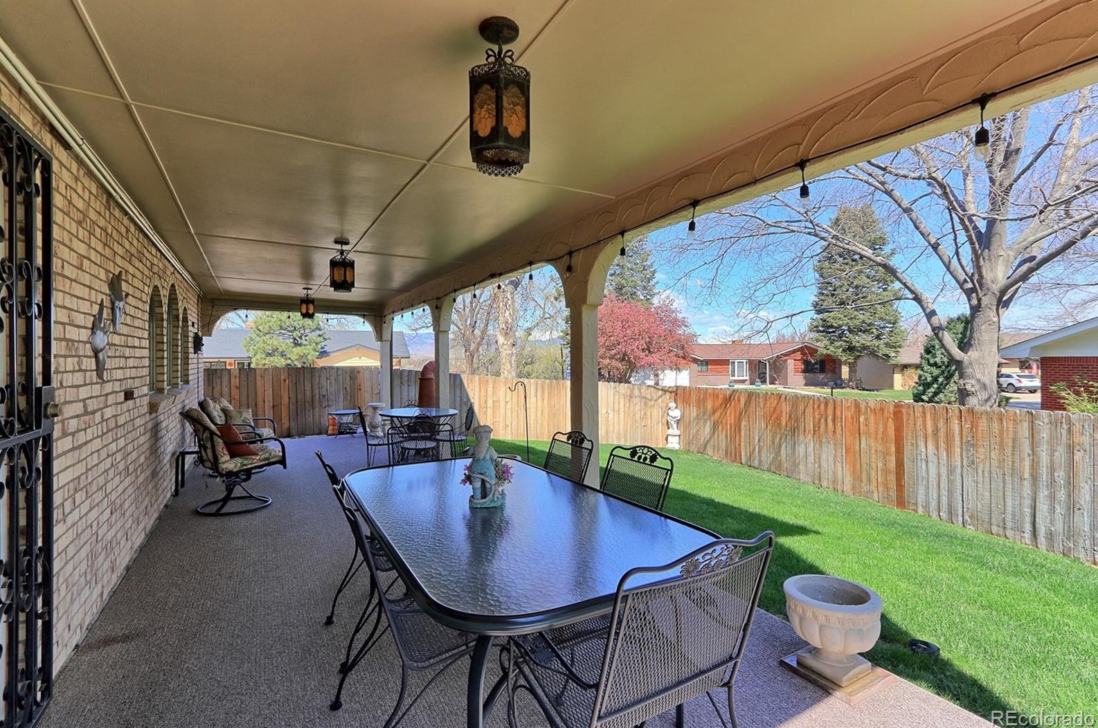 6927 Dudley Dr, Arvada CO  80004-1741 exterior