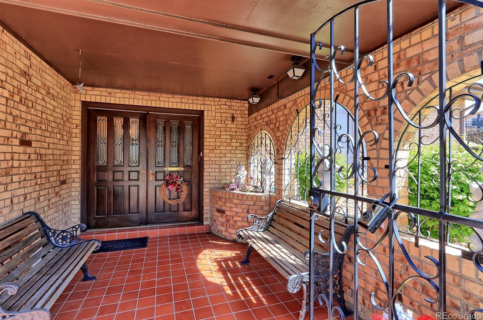 6927 Dudley Dr, Arvada CO  80004-1741 exterior