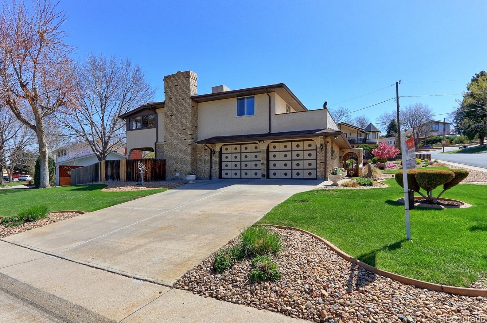 6927 Dudley Dr, Arvada CO  80004-1741 exterior