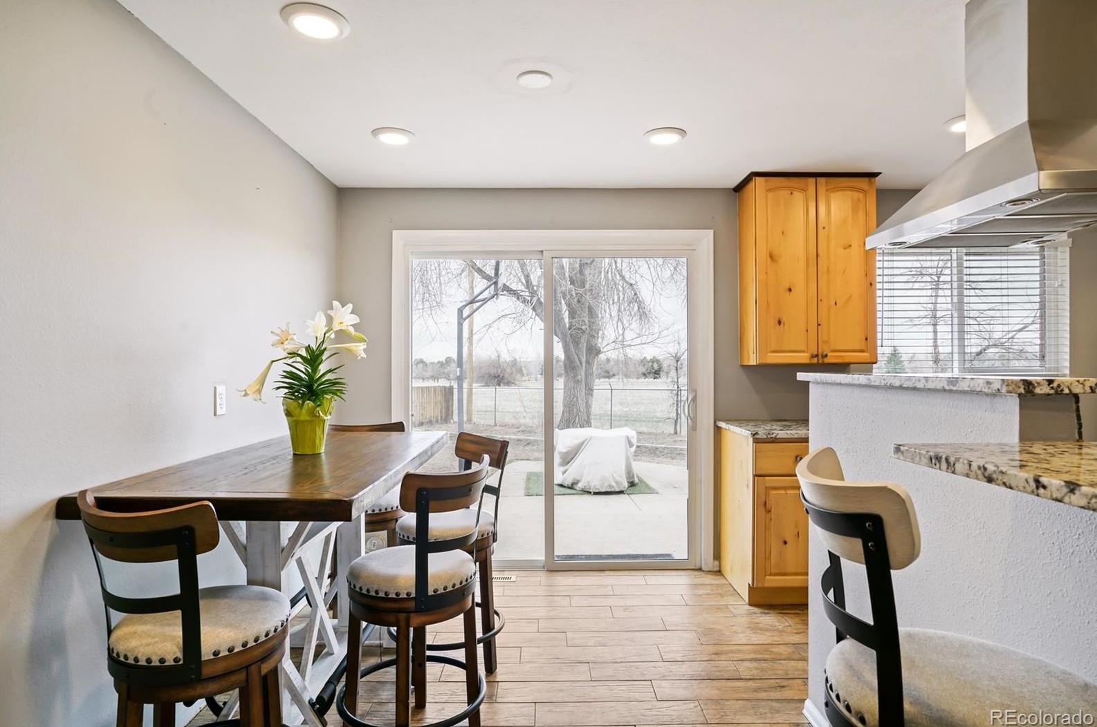 5102 Zinnia St, Arvada CO  80002-1740 exterior