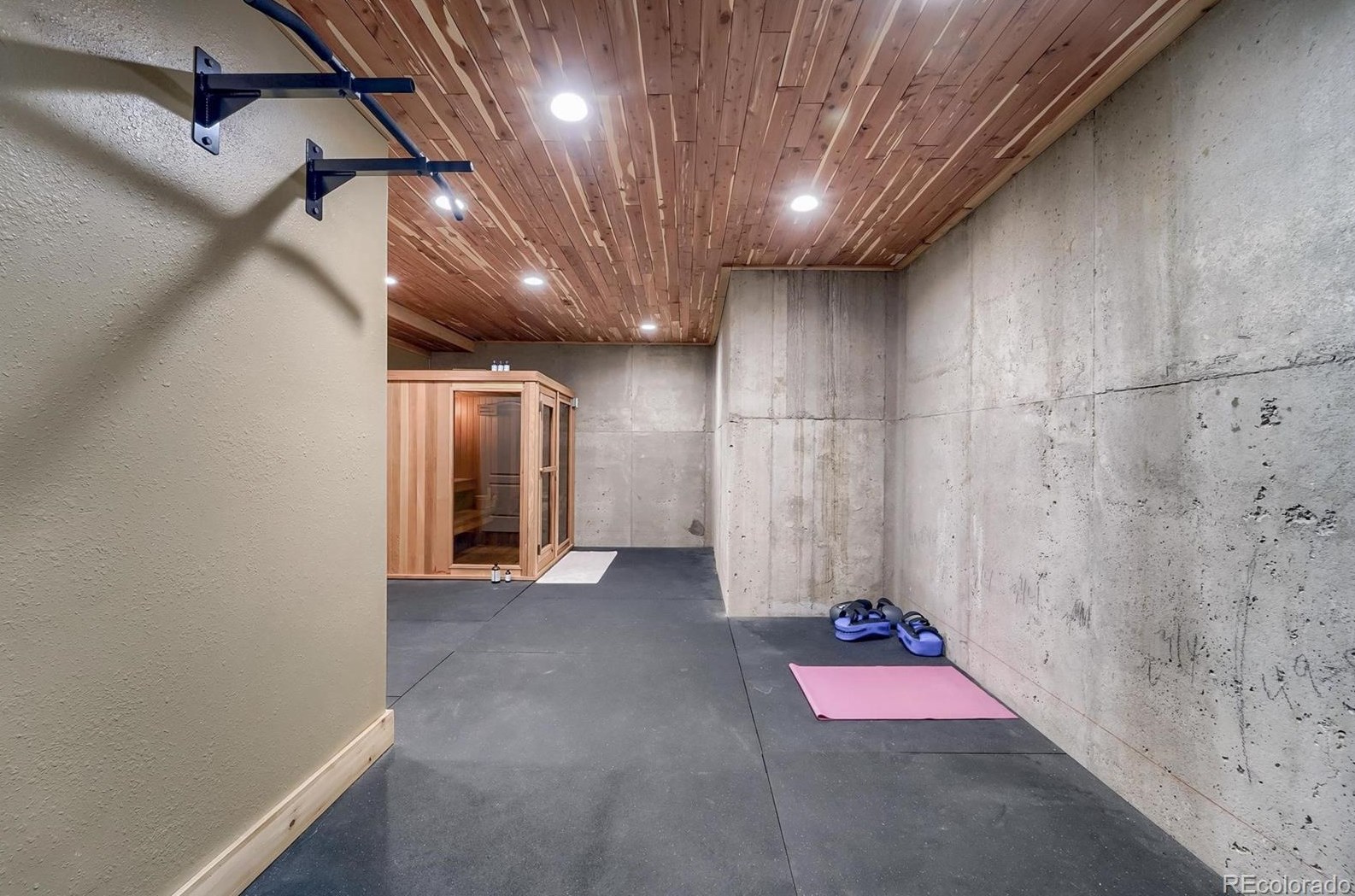 839 Diamond Ridge Cir, Castle Rock CO  80108-7812 exterior