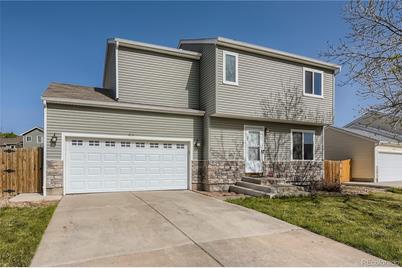 1422 S Pitkin Court, Aurora, CO 80017 - Photo 1