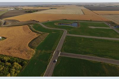 1101 Cobblestone Circle, Marshall, MN 56258 - Photo 2