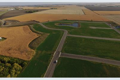 1608 Diamond Drive, Marshall, MN 56258 - Photo 2