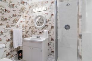 1900 Irving Ave S - Photo 32