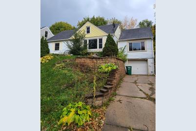 2766 McNair Drive N - Photo 1