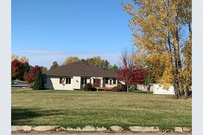 2166 NE Maple Leaf Lane, Owatonna, MN 55060 - Photo 4