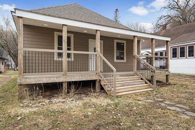 W305 Central Street - Photo 1