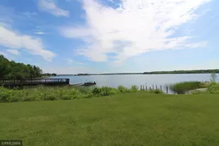 1526 Flag Is, Angle Inlet, MN 56711 - Photo 10