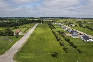 111 Pheasant St, Audubon, MN 56511 - Photo 1