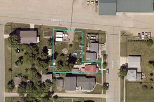 107 N 2nd St, Belview, MN 56214