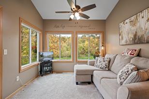 1086 Beaver Creek Pkwy - Photo 10