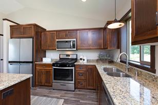 8885 Parkview Cir - Photo 14