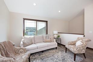 8885 Parkview Cir - Photo 4