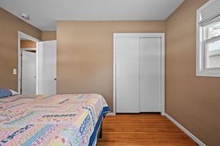 3548 Brunswick Ave N - Photo 8