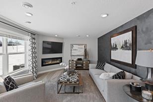 8718 Park Ave NE - Photo 4