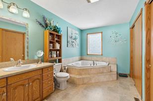 24079 Pine View Rd - Photo 8