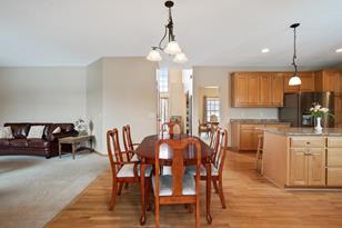 12600 Leyte St NE - Photo 8