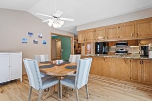 9820 Crestwood Terrace - Photo 10