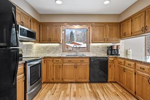 9820 Crestwood Terrace - Photo 4