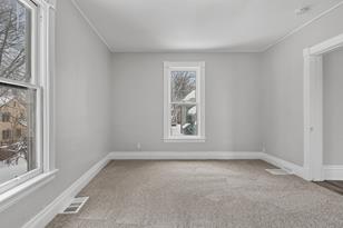 509 E 4th Street SW - Photo 14