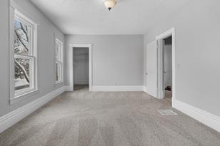 509 E 4th Street SW - Photo 6