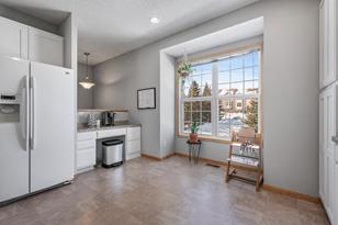 9997 Liatris Ln - Photo 8