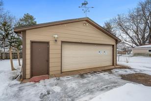 1045 Beatrice St - Photo 18