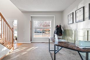 839 Forest Edge Dr - Photo 6