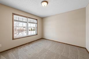 9425 Longridge Ct - Photo 18