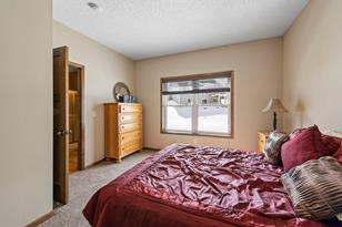 9425 Longridge Ct - Photo 10