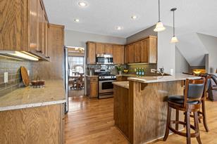 9425 Longridge Ct - Photo 6